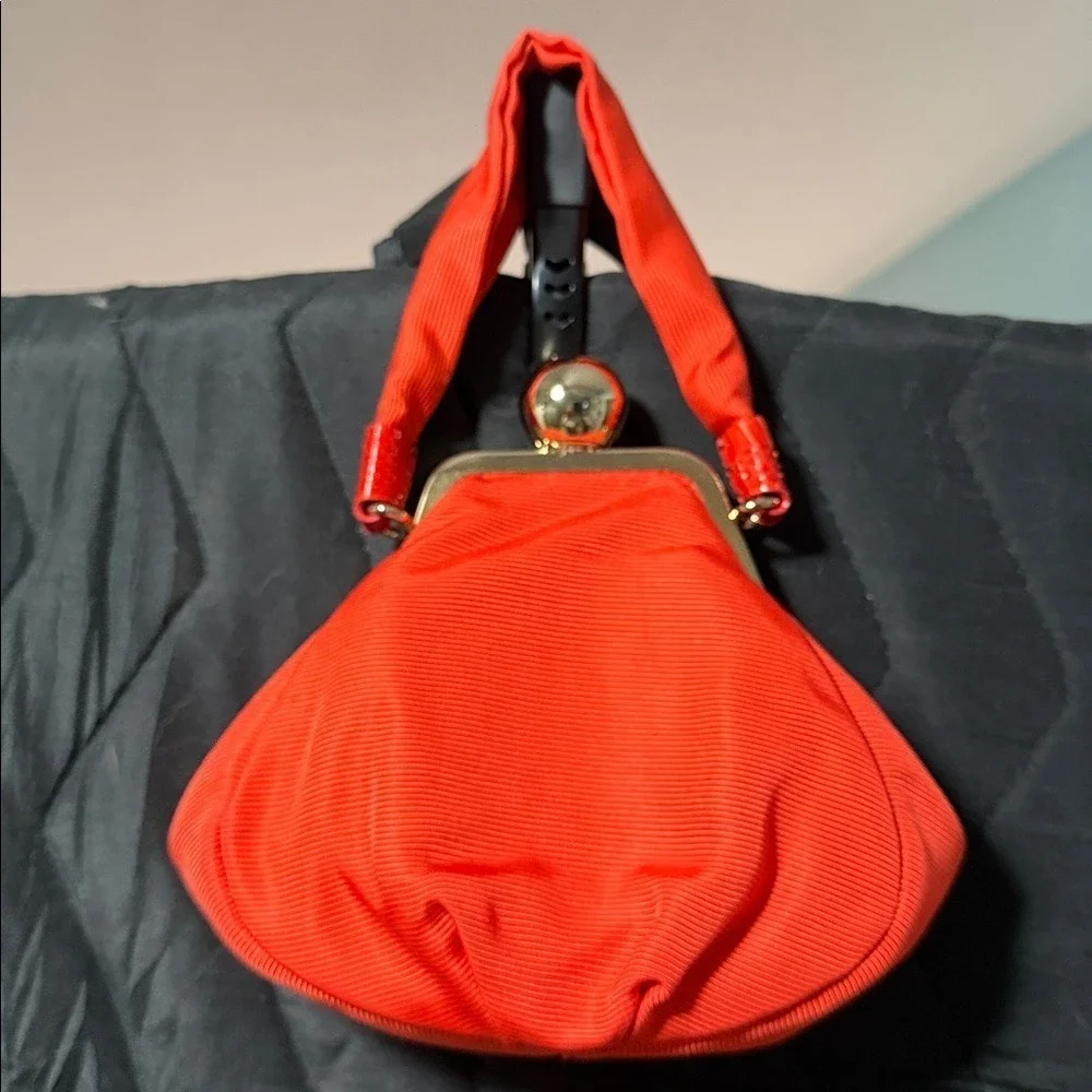 Kate Spade New York Red Ribbed Kiss Lock Clutch Evening Bag